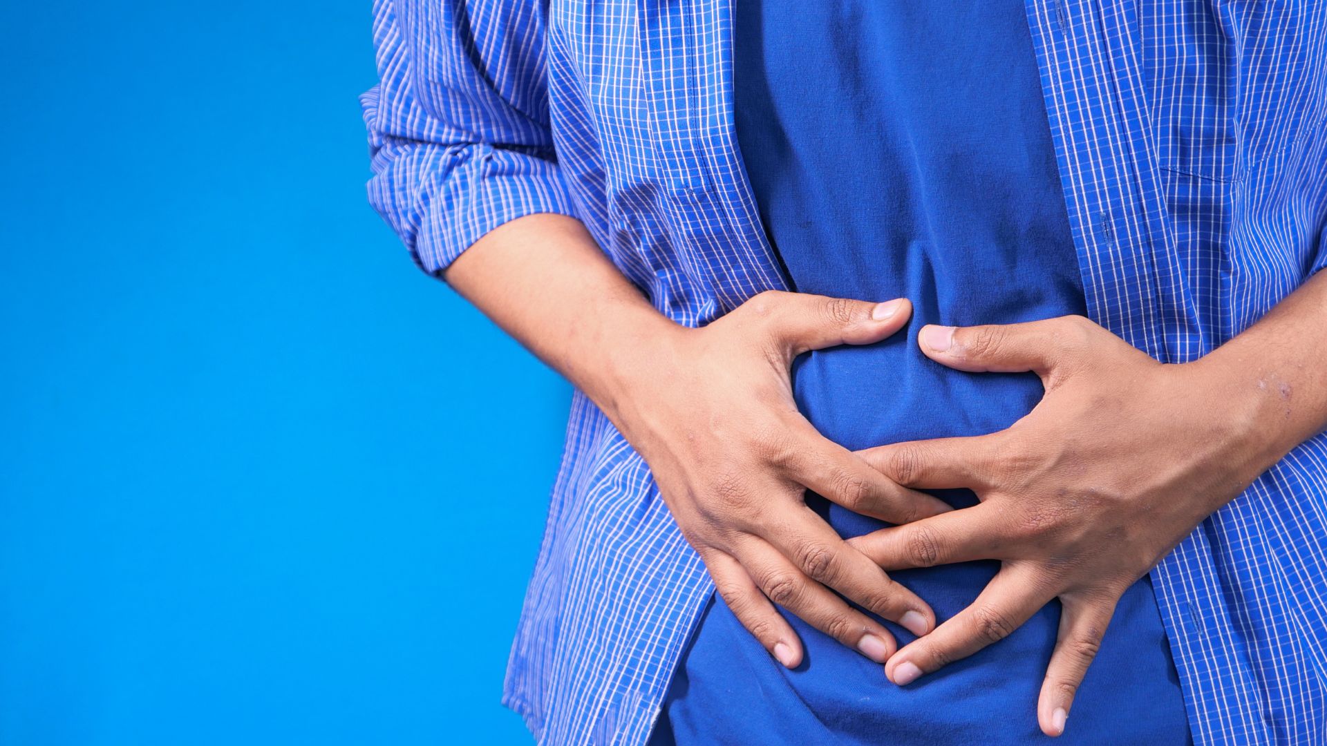 Đầy hơi, chướng bụng kéo dài: Có liên quan đến mất cân bằng hệ vi sinh? 